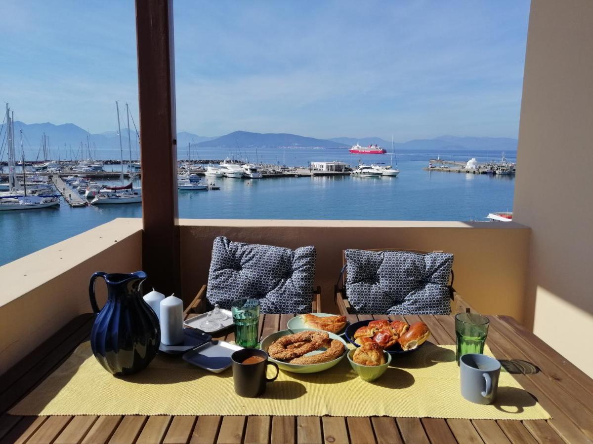 Aegina Port Apt 2-Διαμέρισμα Στο Λιμάνι Της Αίγινας 2 Buitenkant foto