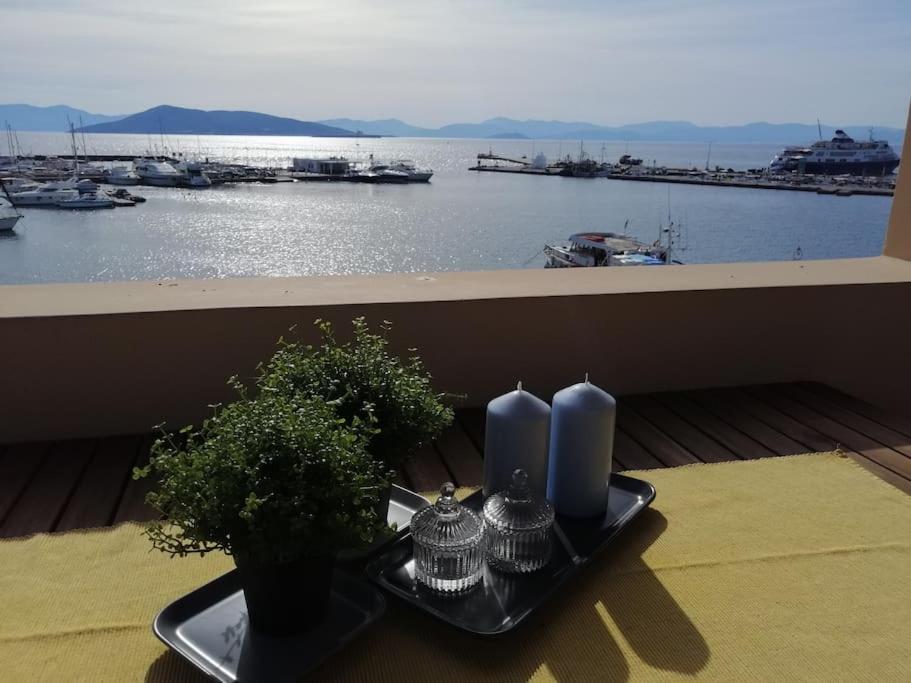 Aegina Port Apt 2-Διαμέρισμα Στο Λιμάνι Της Αίγινας 2 Buitenkant foto