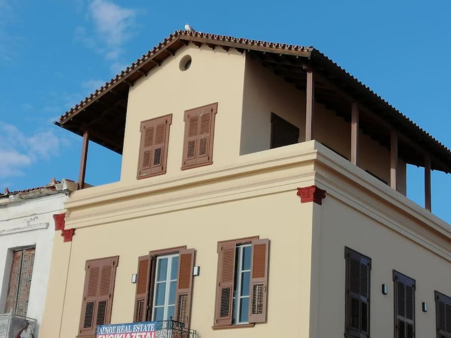 Aegina Port Apt 2-Διαμέρισμα Στο Λιμάνι Της Αίγινας 2 Buitenkant foto